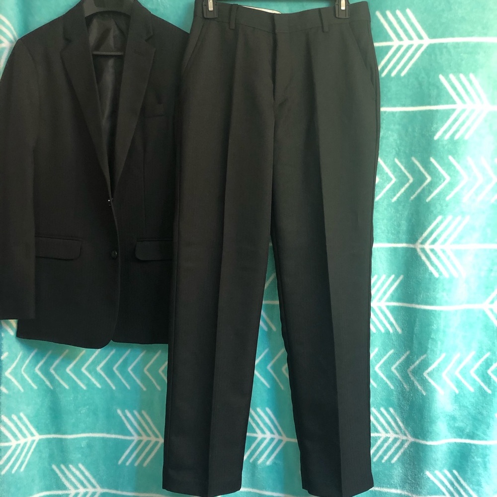 IZOD boys suit